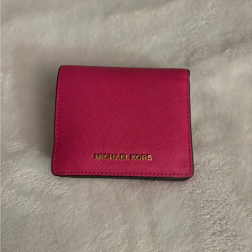 Micheal Kors pink wallet